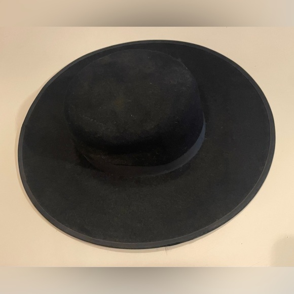 Handmade Amish Hat - Picture 3 of 7